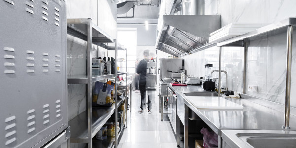 Limpiezas de Conductos de Extracción y Ventilación Eixample · Cocina de Caterings