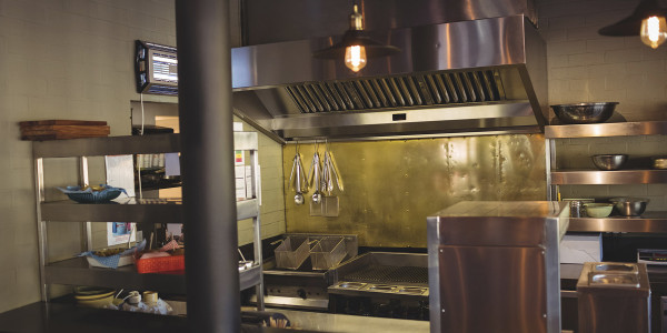 Limpiezas de Conductos de Extracción y Ventilación Sant Andreu · Cocina de Pizzerías